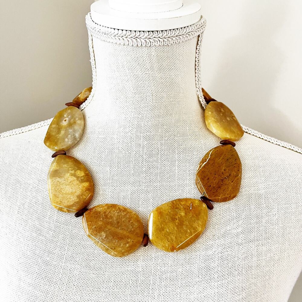 NEW Chico's Tan Agate Semi-Precious Collar Necklace